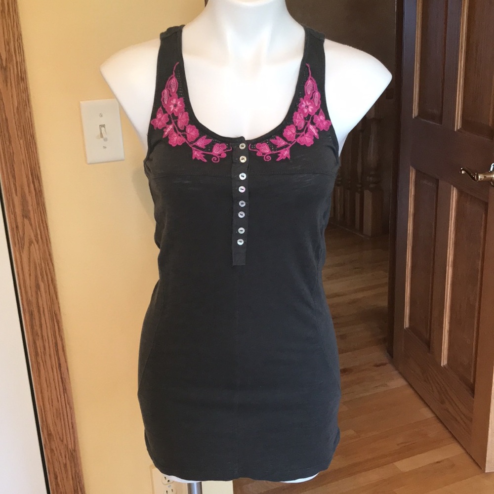 Free People racer back tank top in EUC